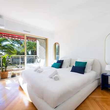 דירה 3-br Sea View Terrace & Parking