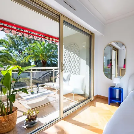 3-br Sea View Terrace & Parking *