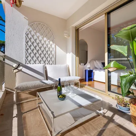 3-br Sea View Terrace & Parking *