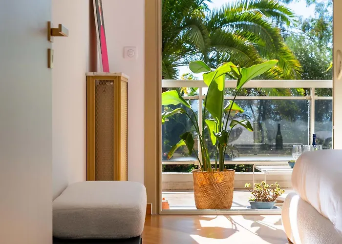 3-br Sea View Terrace & Parking קאן