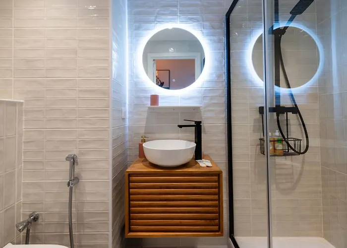 3-br Sea View Terrace & Parking דירה קאן