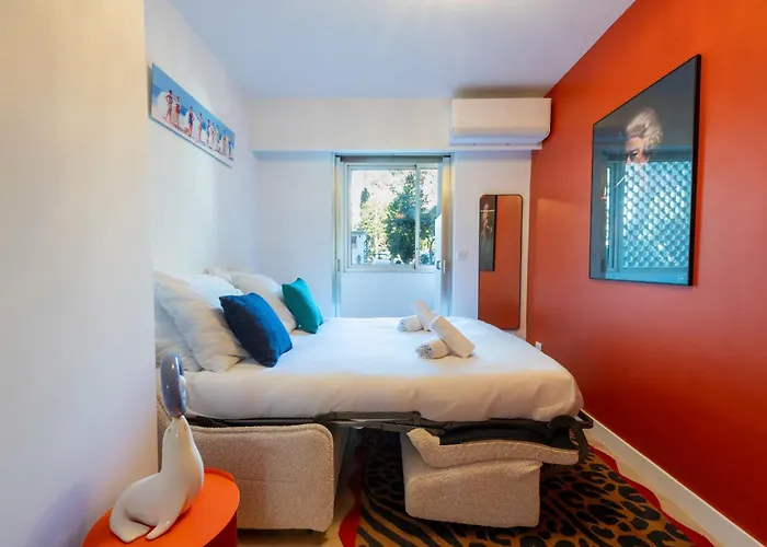 דירה 3-br Sea View Terrace & Parking קאן